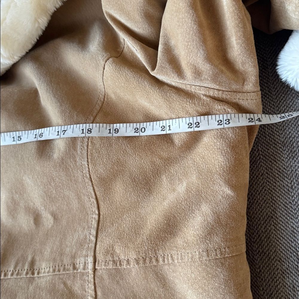 Shearling-Lined Hooded Suede Jacket - Cream Trim - Picture 5 of 16